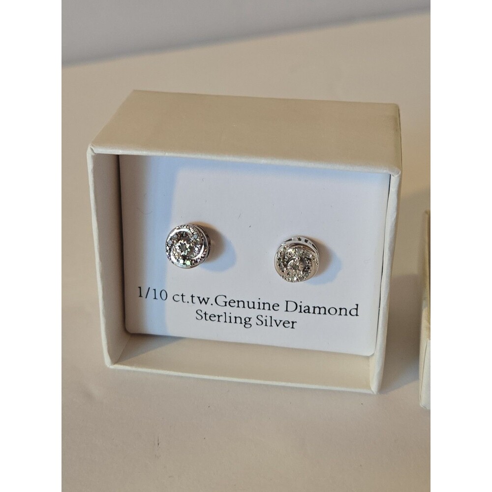 WOMEN'S 1/10 CT TW GENUINE DIAMOND STERLING SILVER SWIRL EARRING STUDS $99.99